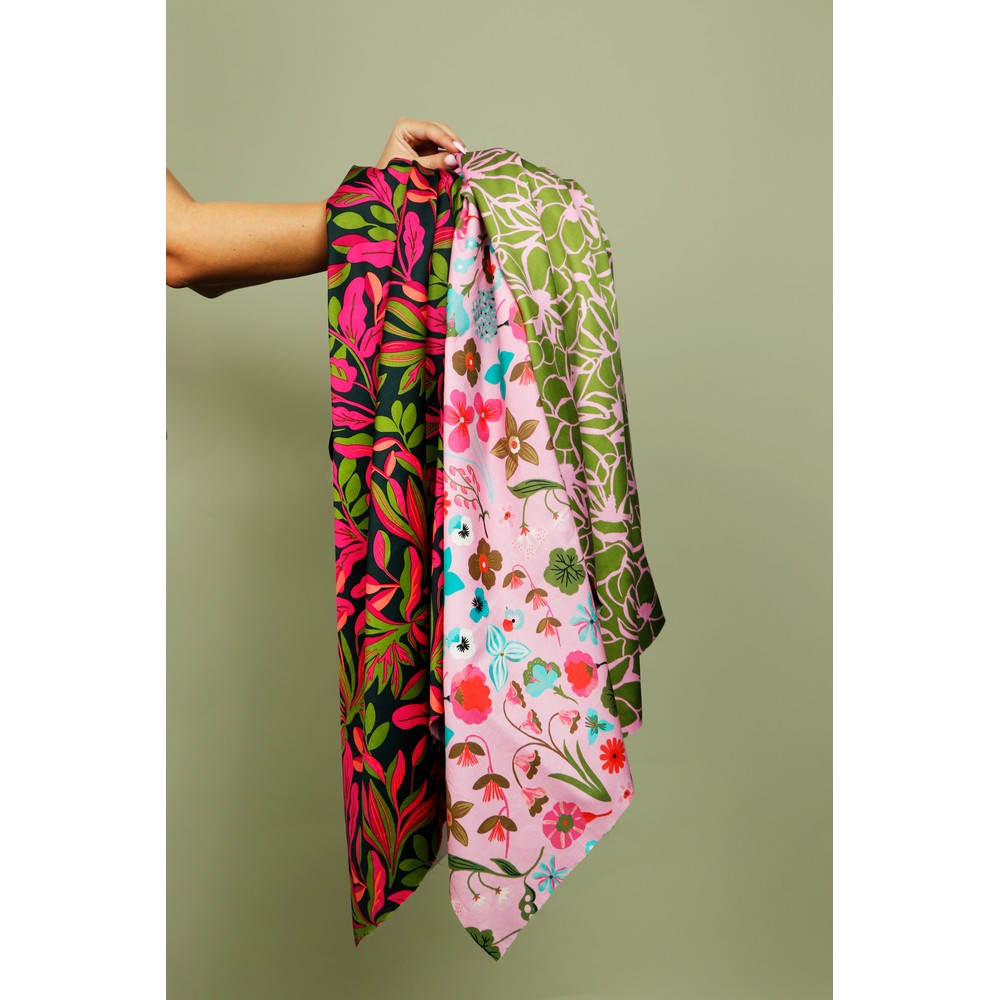 Baumwolle Popeline digital MEADOW FLOWER Nerida Hansen schwarz