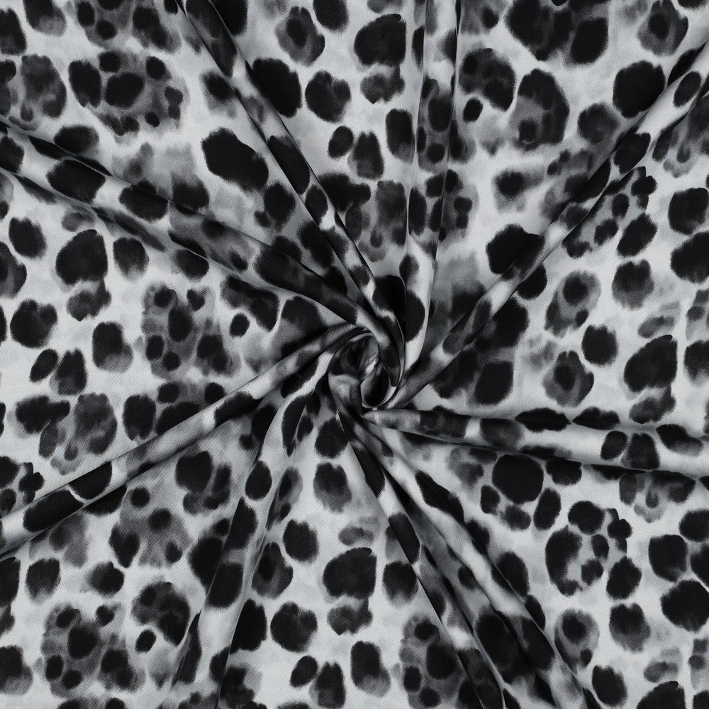 Viskose Satin digital Animal Skin schwarz grau