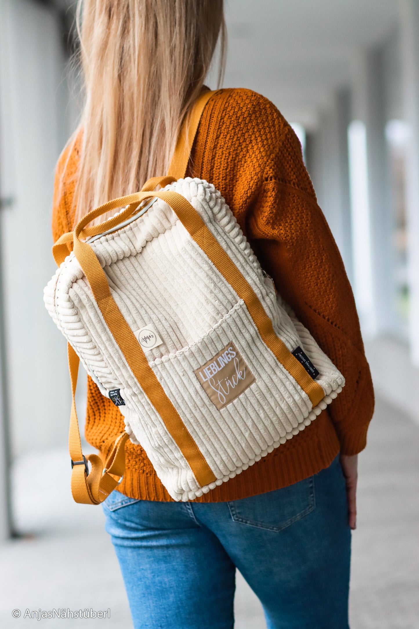 Cord Samt Wanja khaki oliv