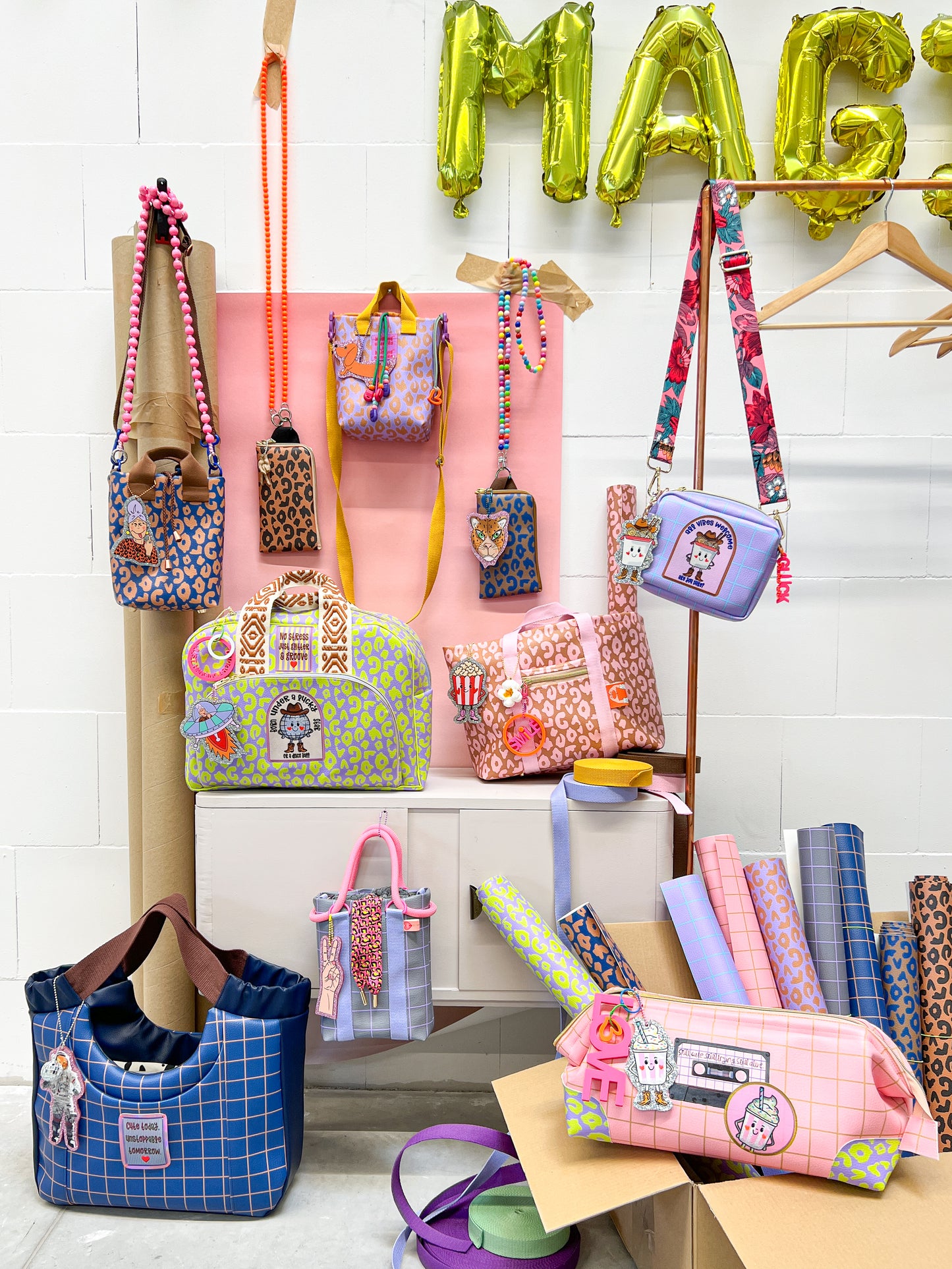 Kunstleder Happy Collection by Cherry Picking Leo ocker blau