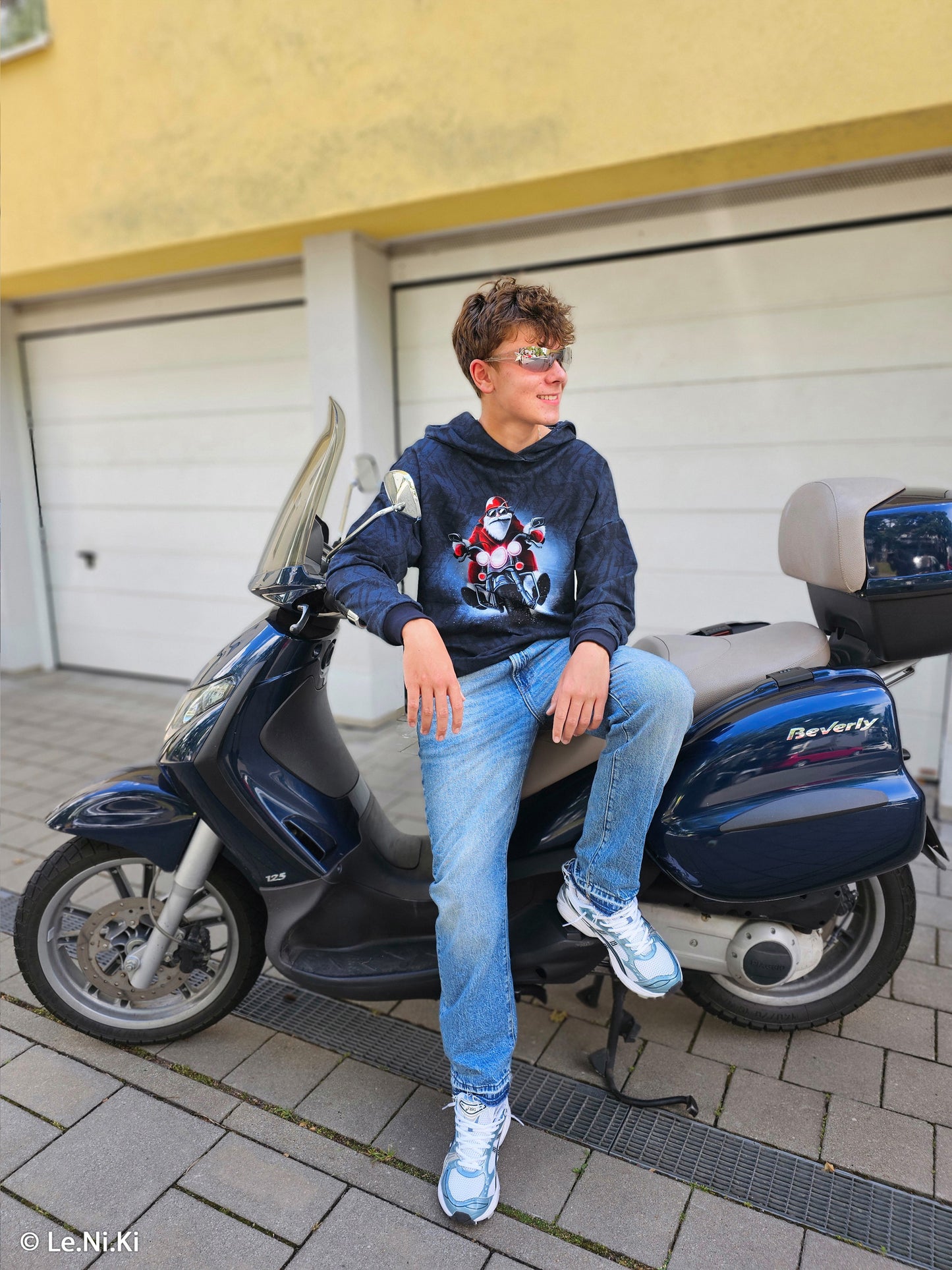 Sweat Winter Moods by Thorsten Berger Santa is coming to Town