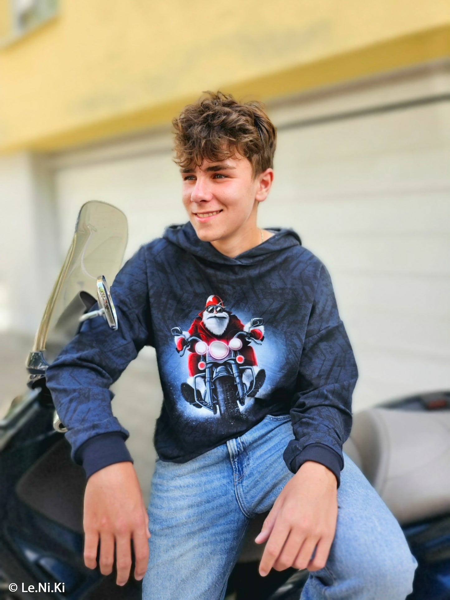 Sweat Winter Moods by Thorsten Berger Santa is coming to Town