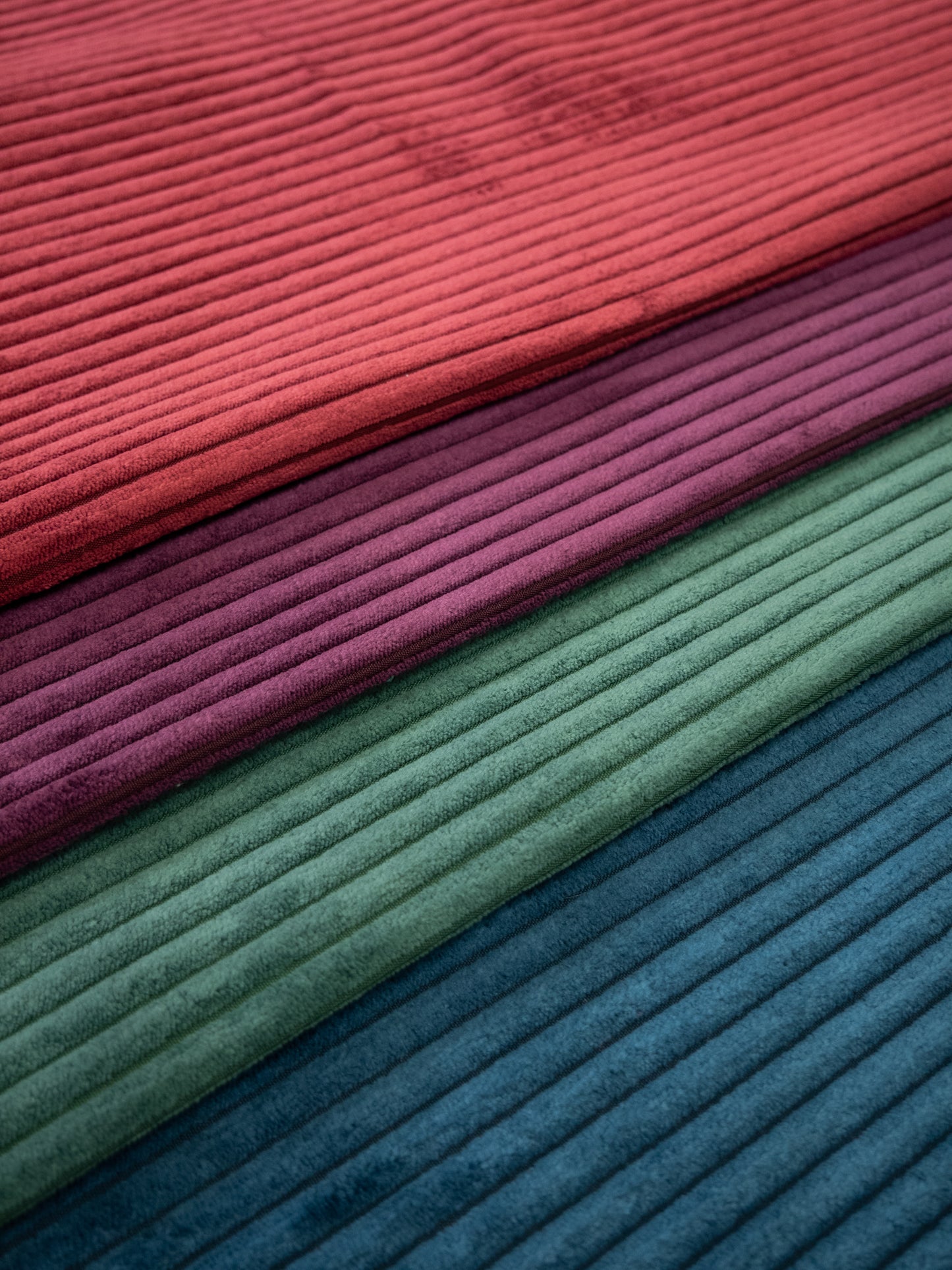 Cord Samt Wanja bordeaux