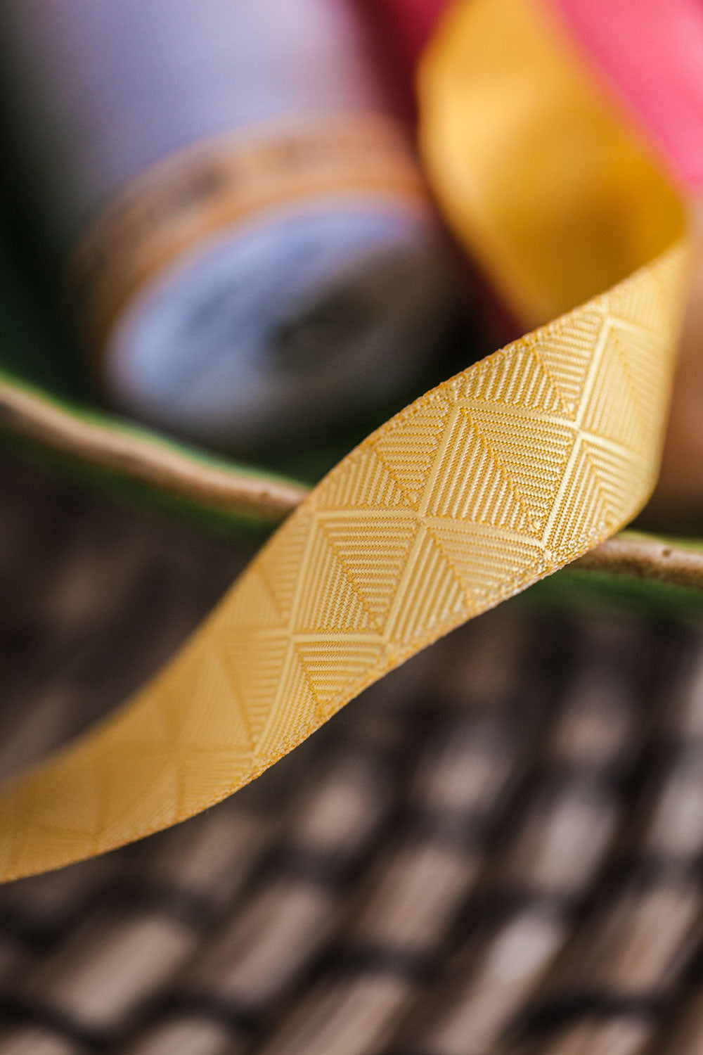 Webband Forest Geo gold ocker