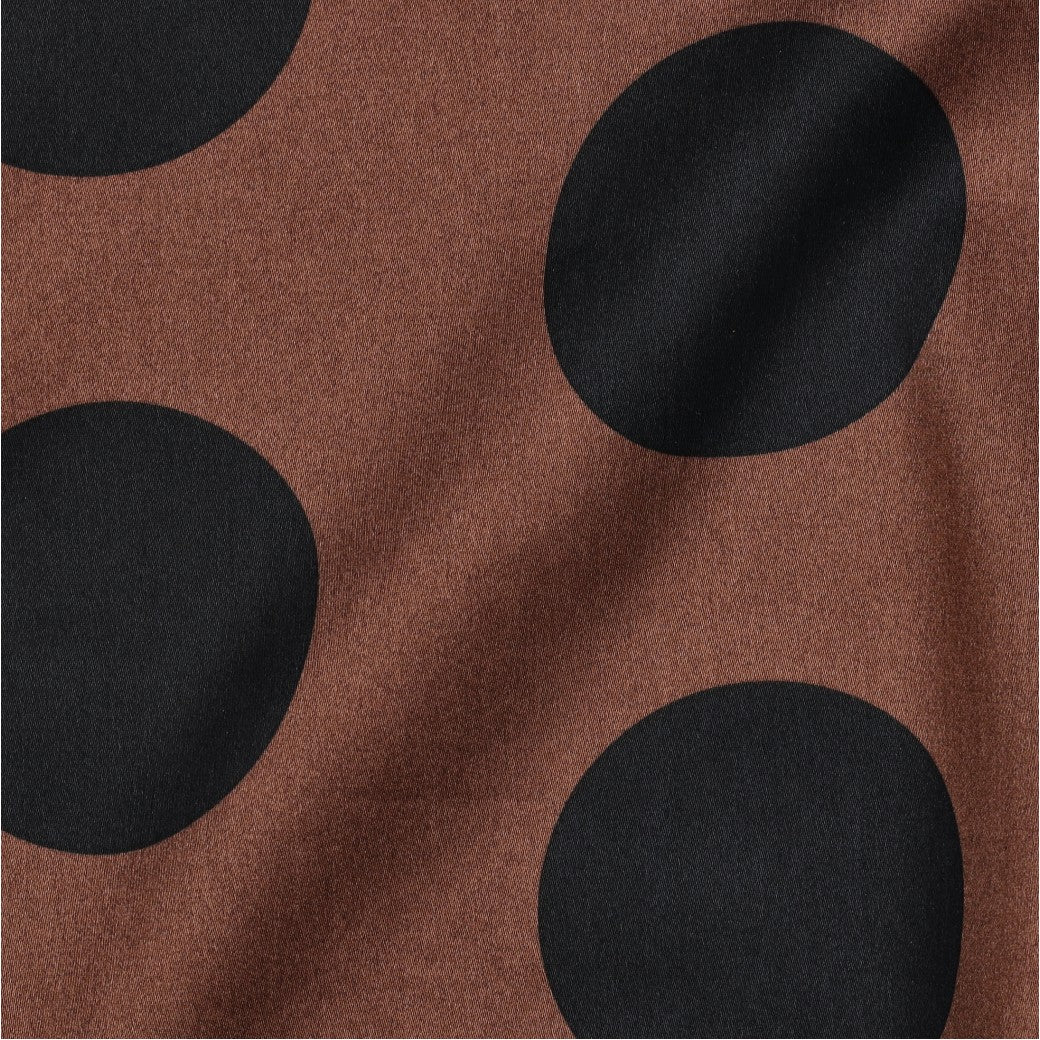 BALD ERHÄLTLICH - Baumwollsatin Polkadots braun schwarz