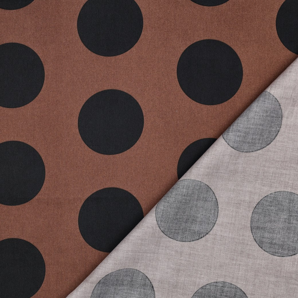 BALD ERHÄLTLICH - Baumwollsatin Polkadots braun schwarz