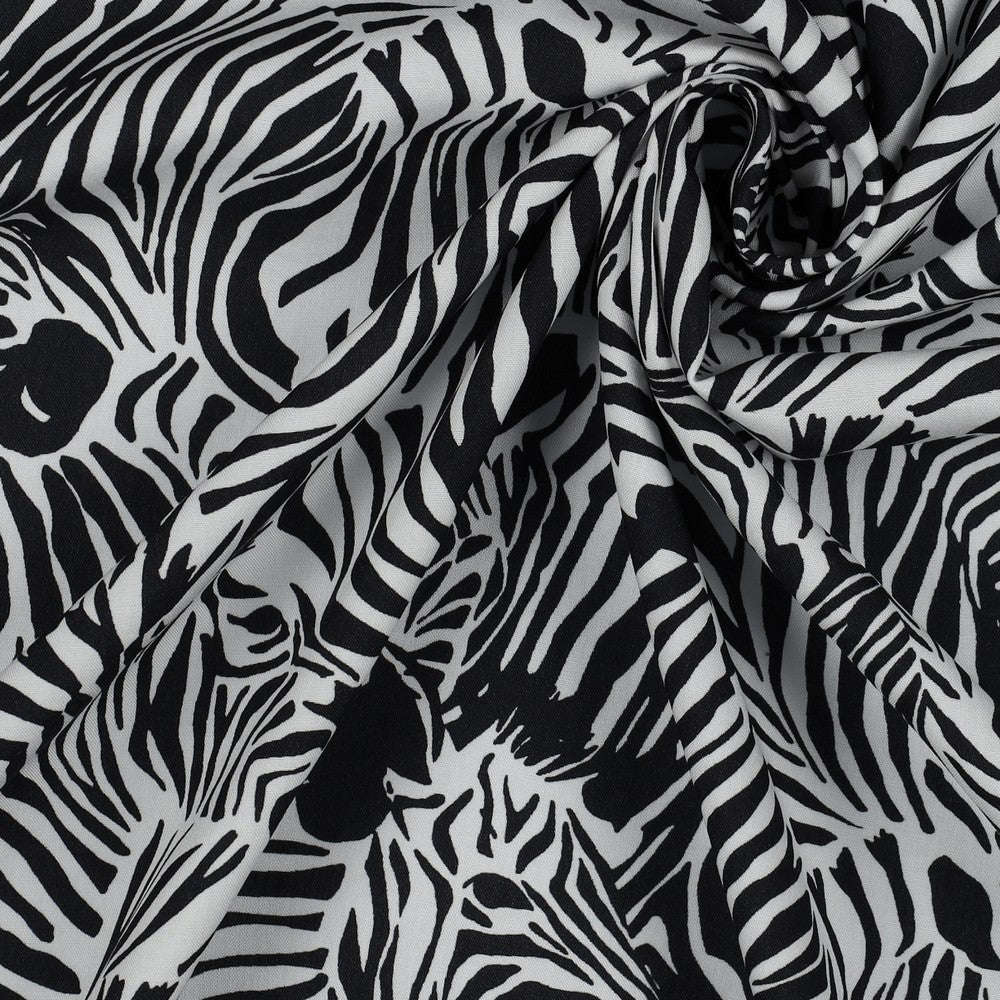 Viskose Bluse digital Zebra schwarz weiß