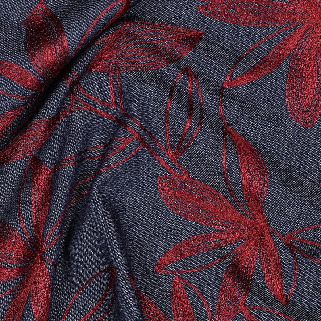Jeans Denim bestickt Blumen bordeaux