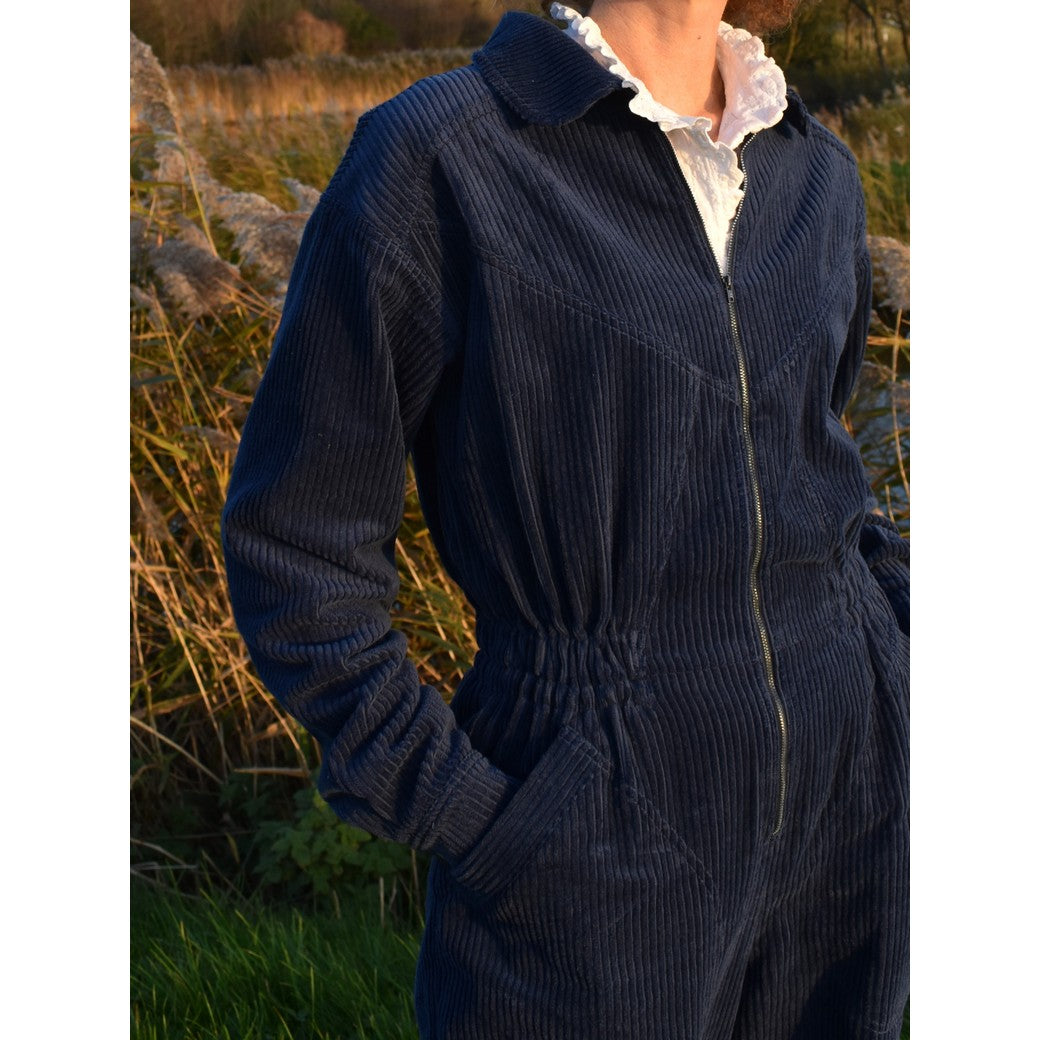 BALD ERHÄLTLICH - Cord washed waldgrün