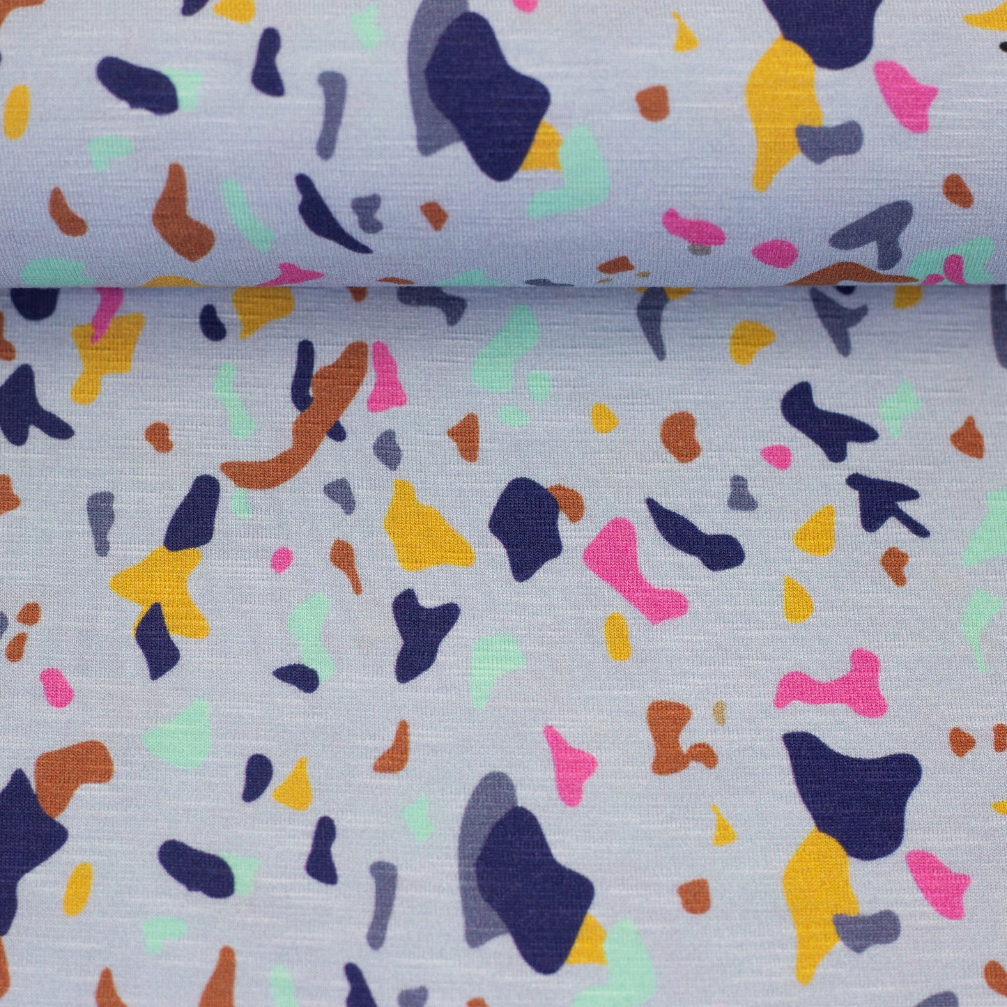 Viskosejersey Happy Konfetti by cherry hellblau bunt