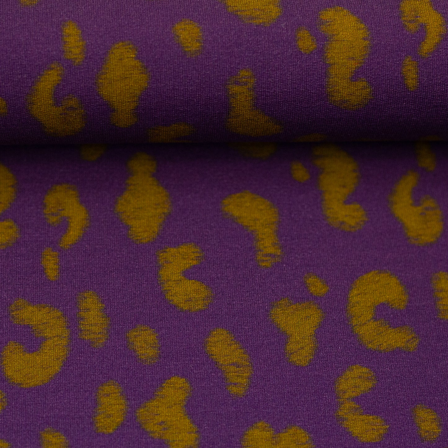 Sweat Opulence Leo by Cherry Picking violett