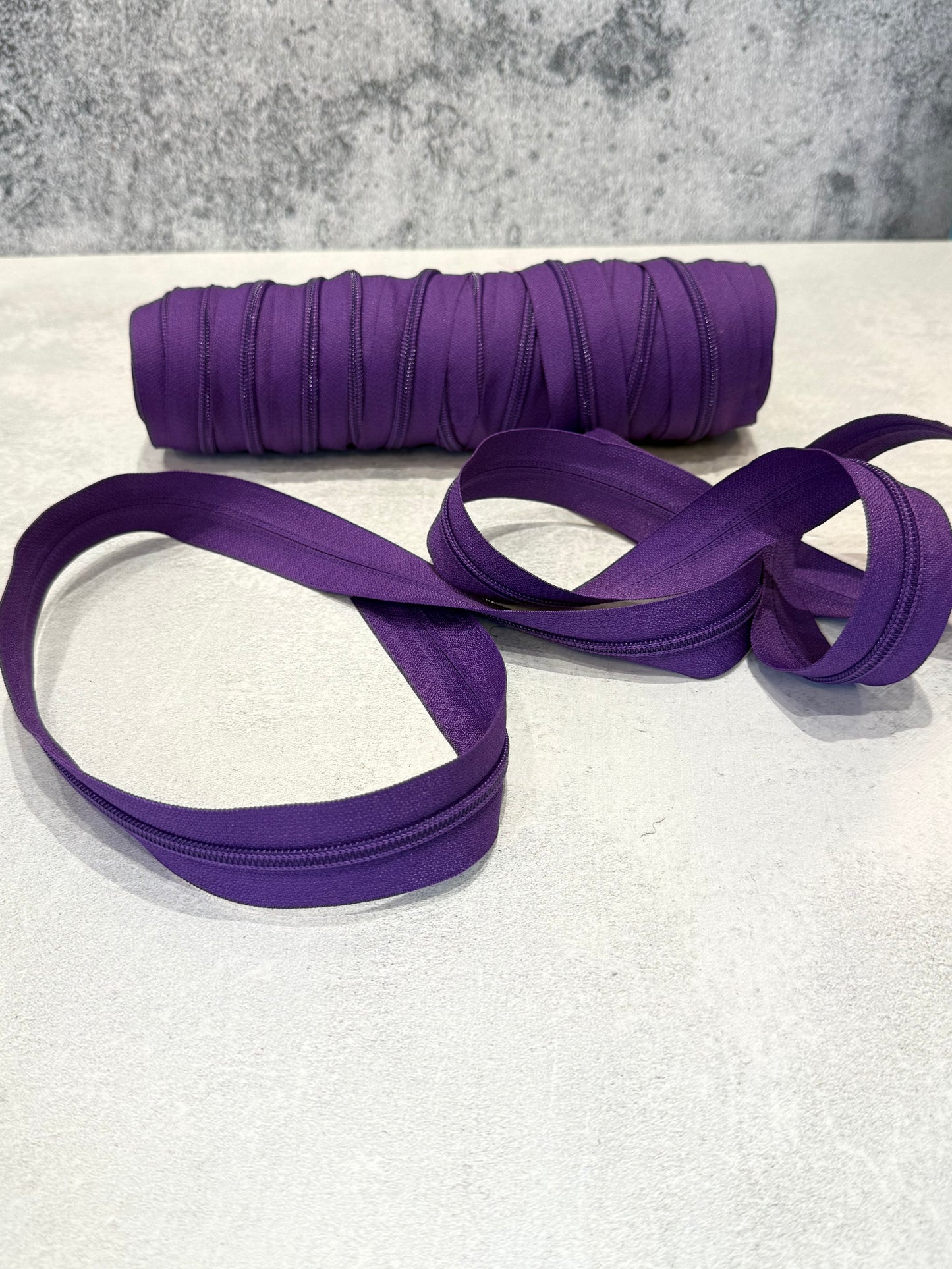 Endlos Reißverschluss P10 violett inkl.1 Schieber