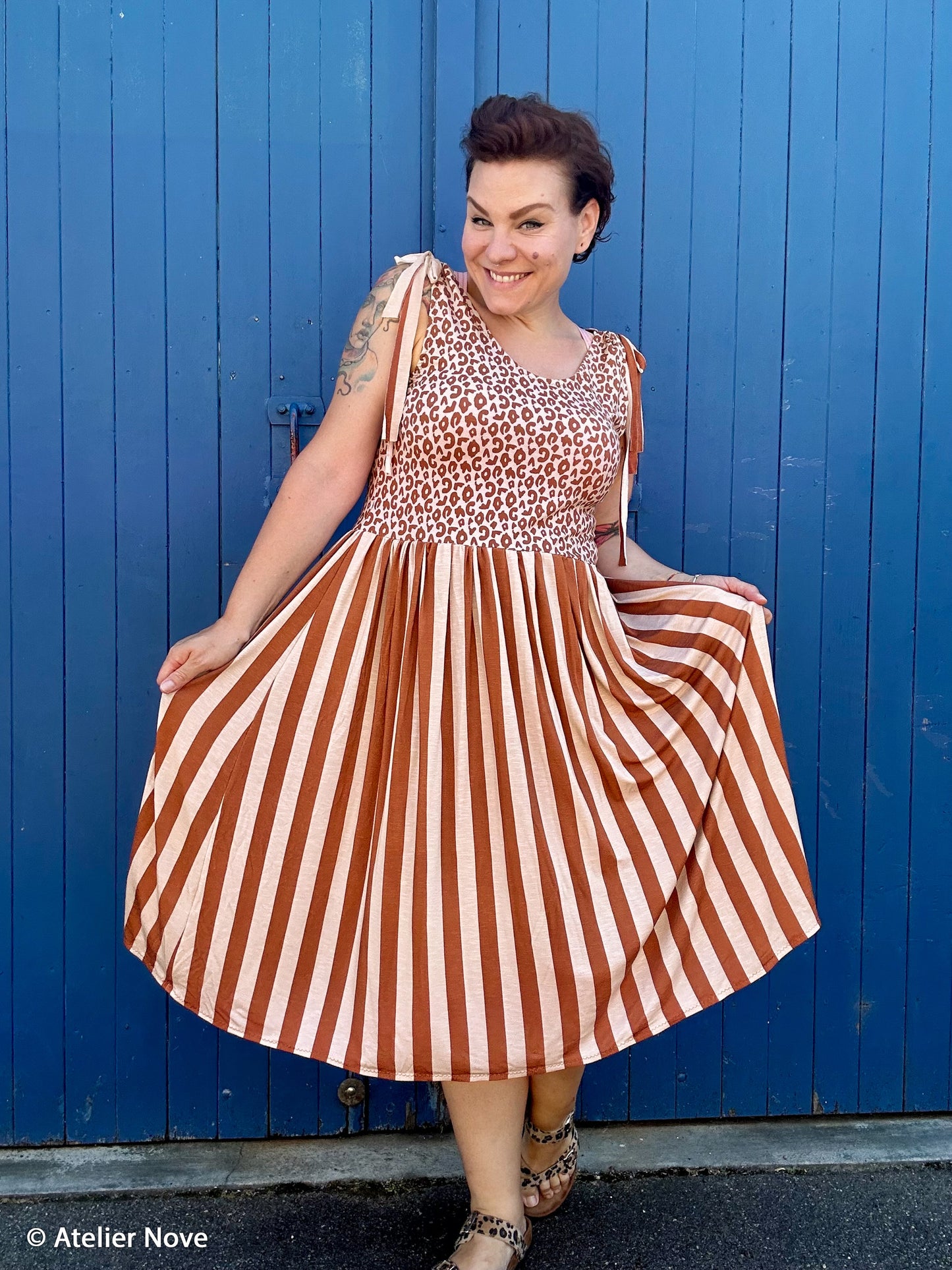 Viskosejersey Happy Stripes by cherry sand ocker