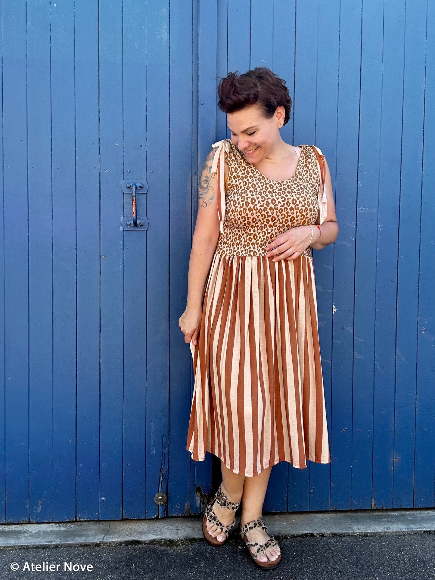 Viskosejersey Happy Stripes by cherry sand ocker