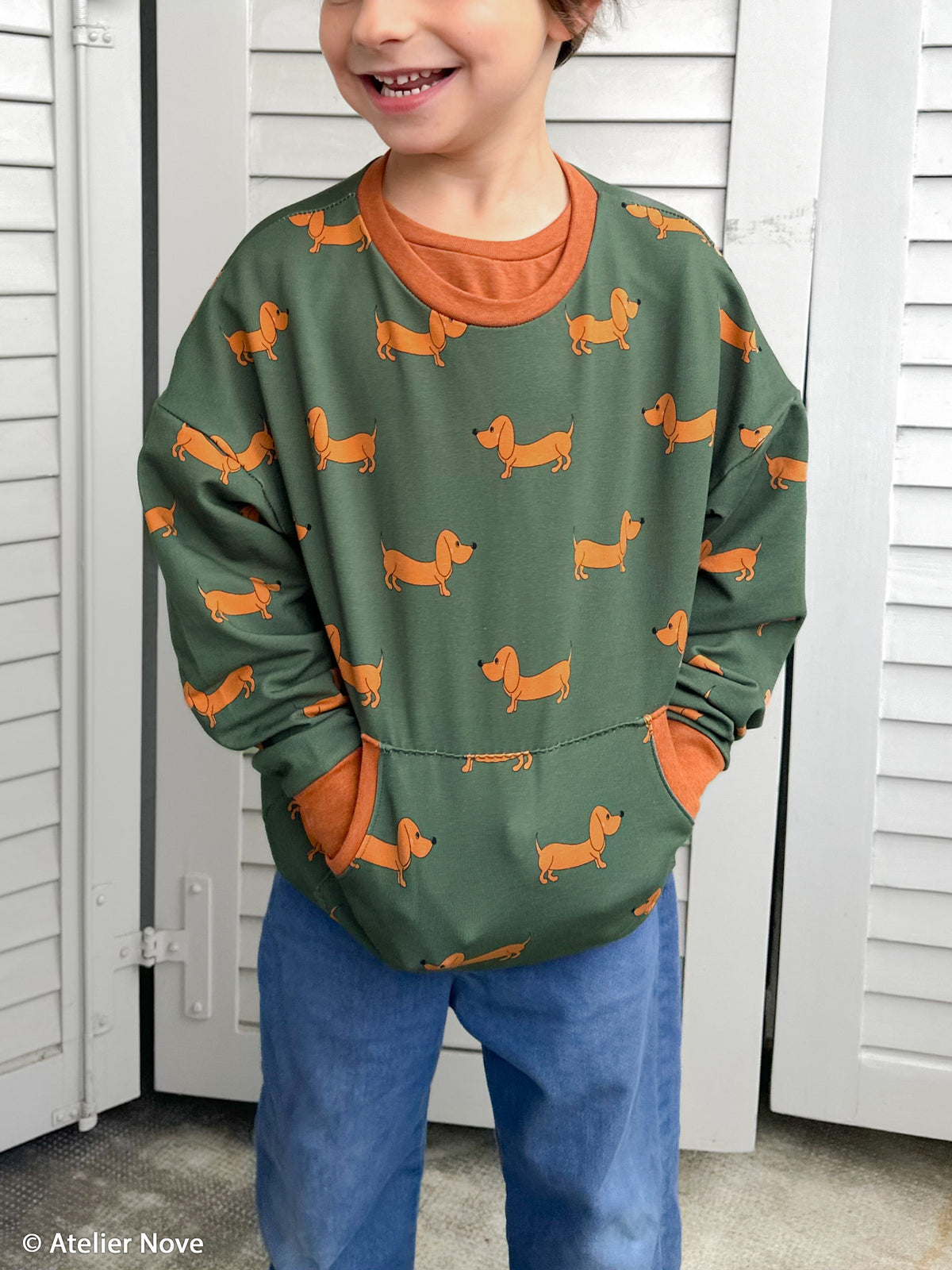 Sweat Terry der Dackel by Cherry Picking grün