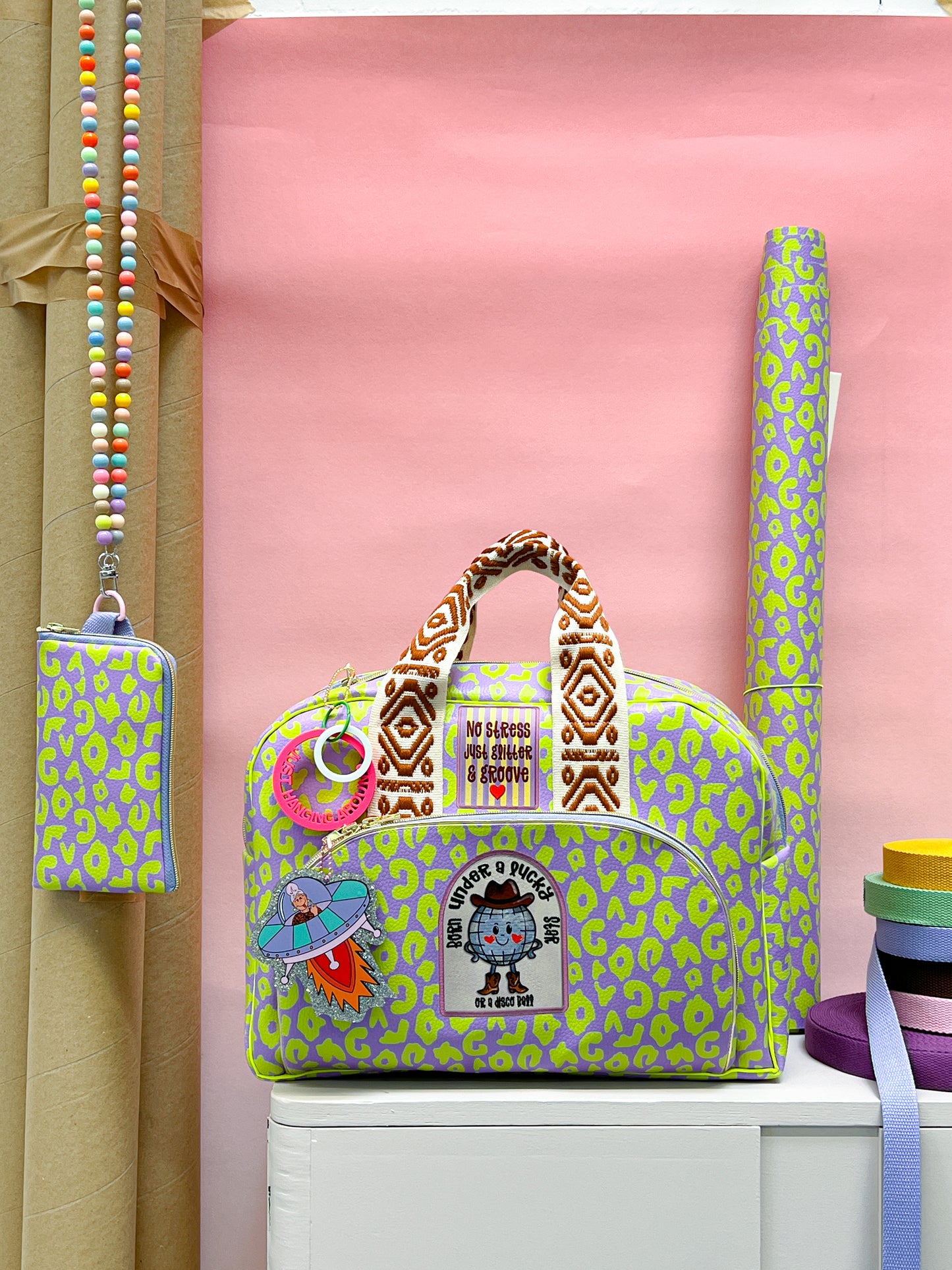 Kunstleder Happy Collection by Cherry Picking Leo flieder lime