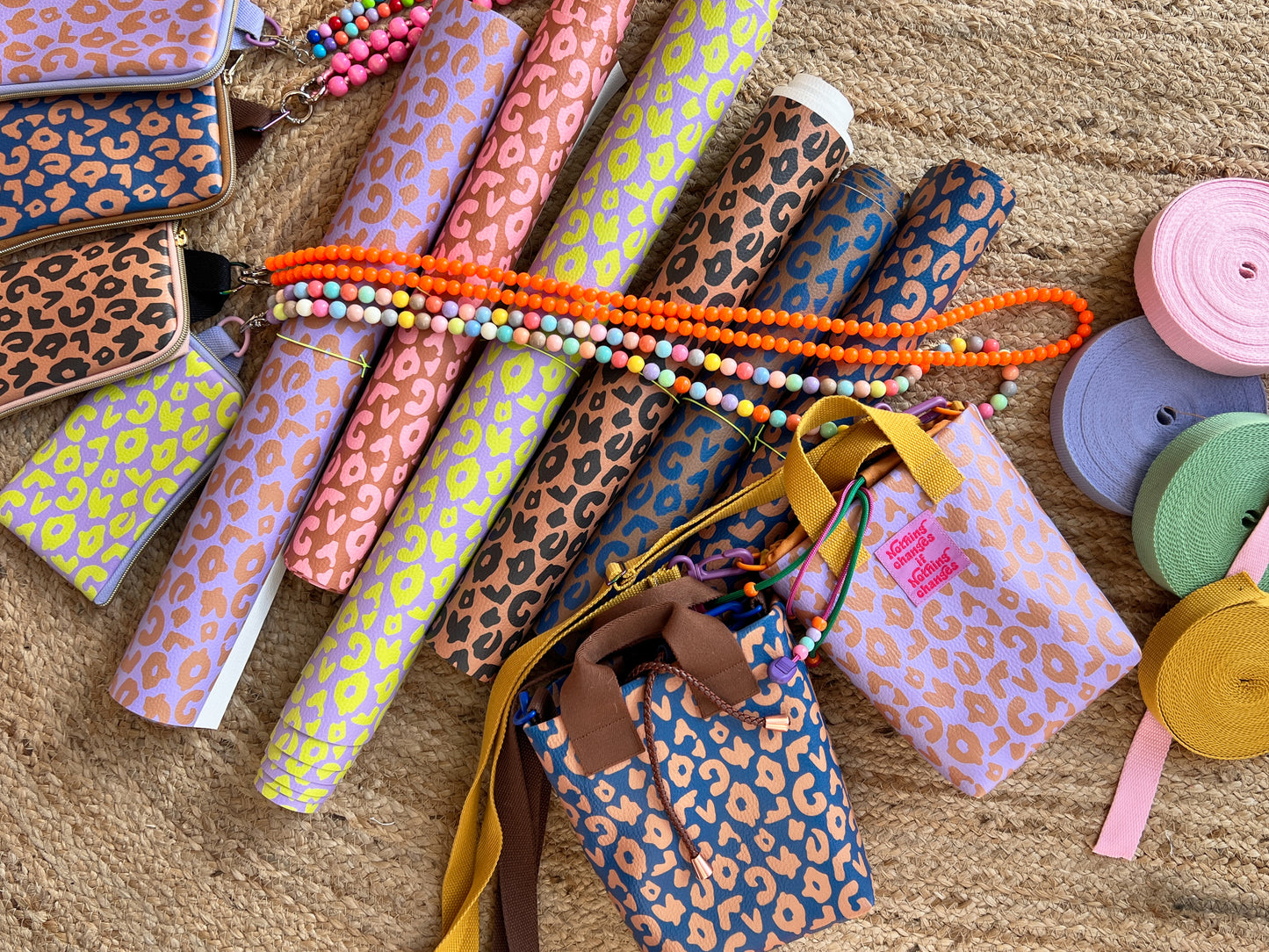 Kunstleder Happy Collection by Cherry Picking Leo flieder lime