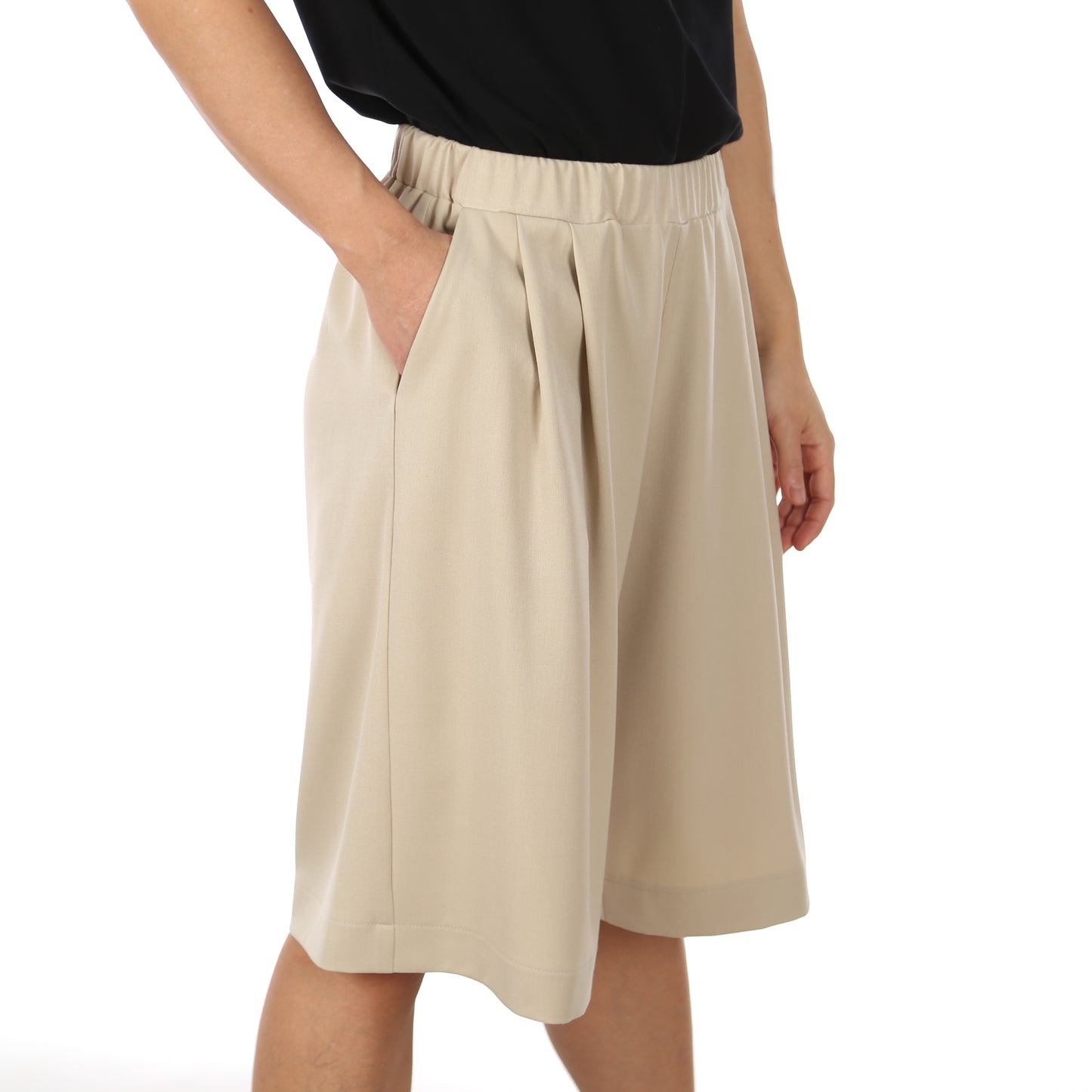 STUDIO SCHNITTREIF FRAU Beeke Bermuda Shorts Damen