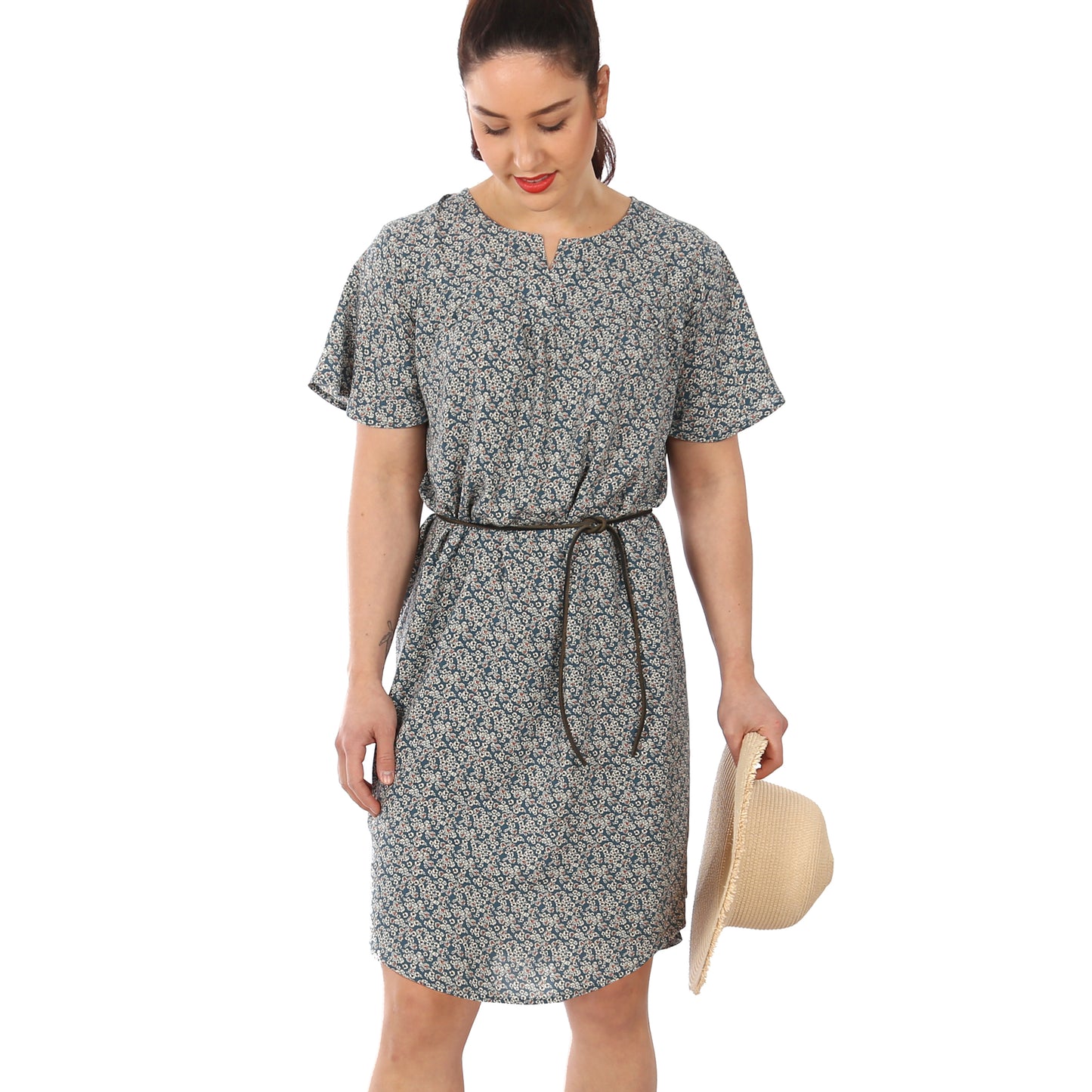 STUDIO SCHNITTREIF FRAU Yule Kleid Damen