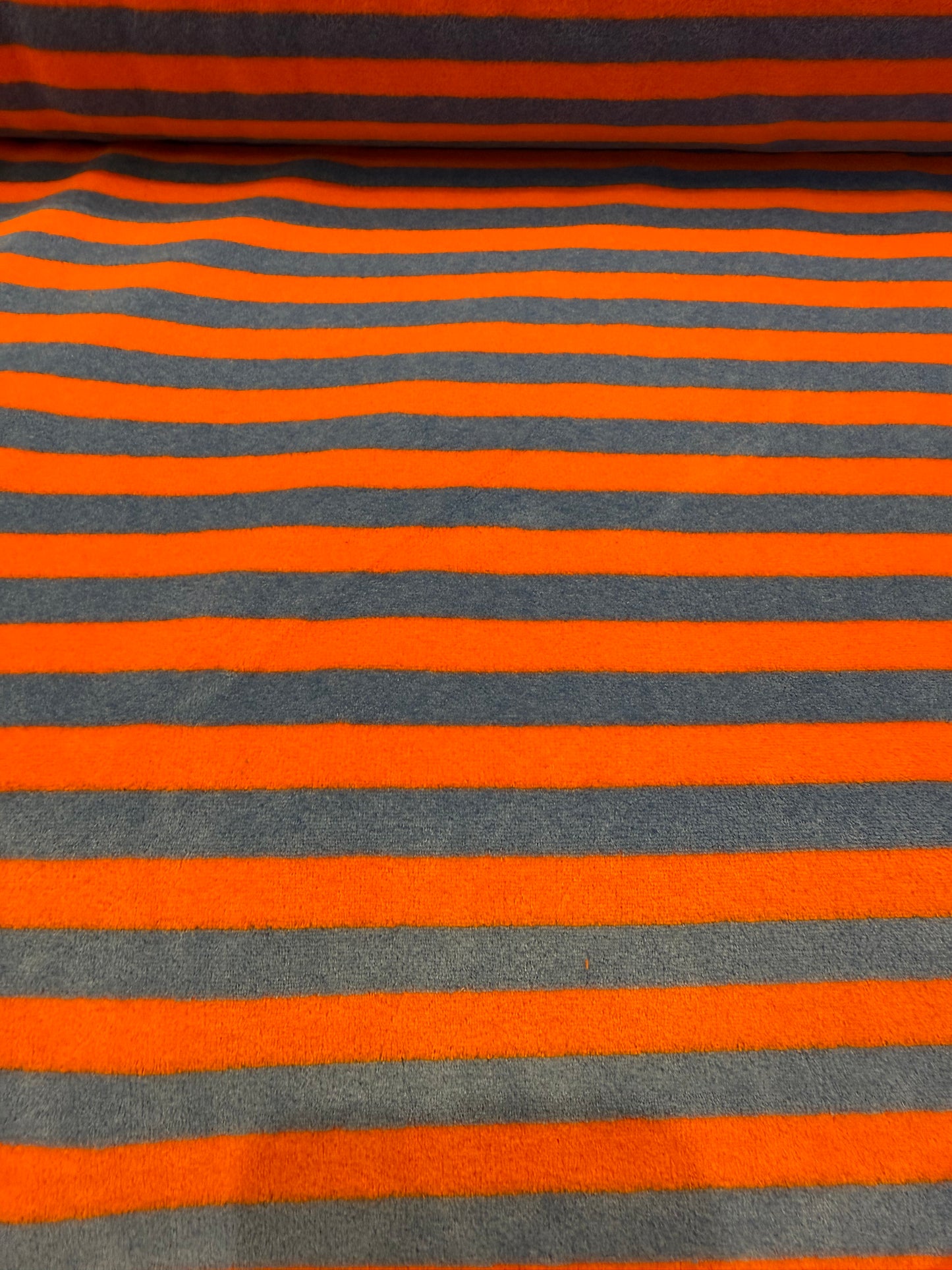 Nicky Velour Streifen orange blau