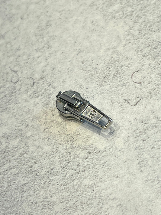 Automatikschieber silber für Endlos Reißverschluss P10