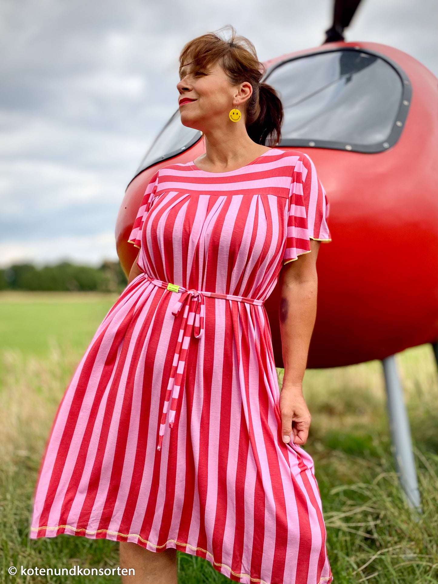 Viskosejersey Happy Stripes by cherry pink rot