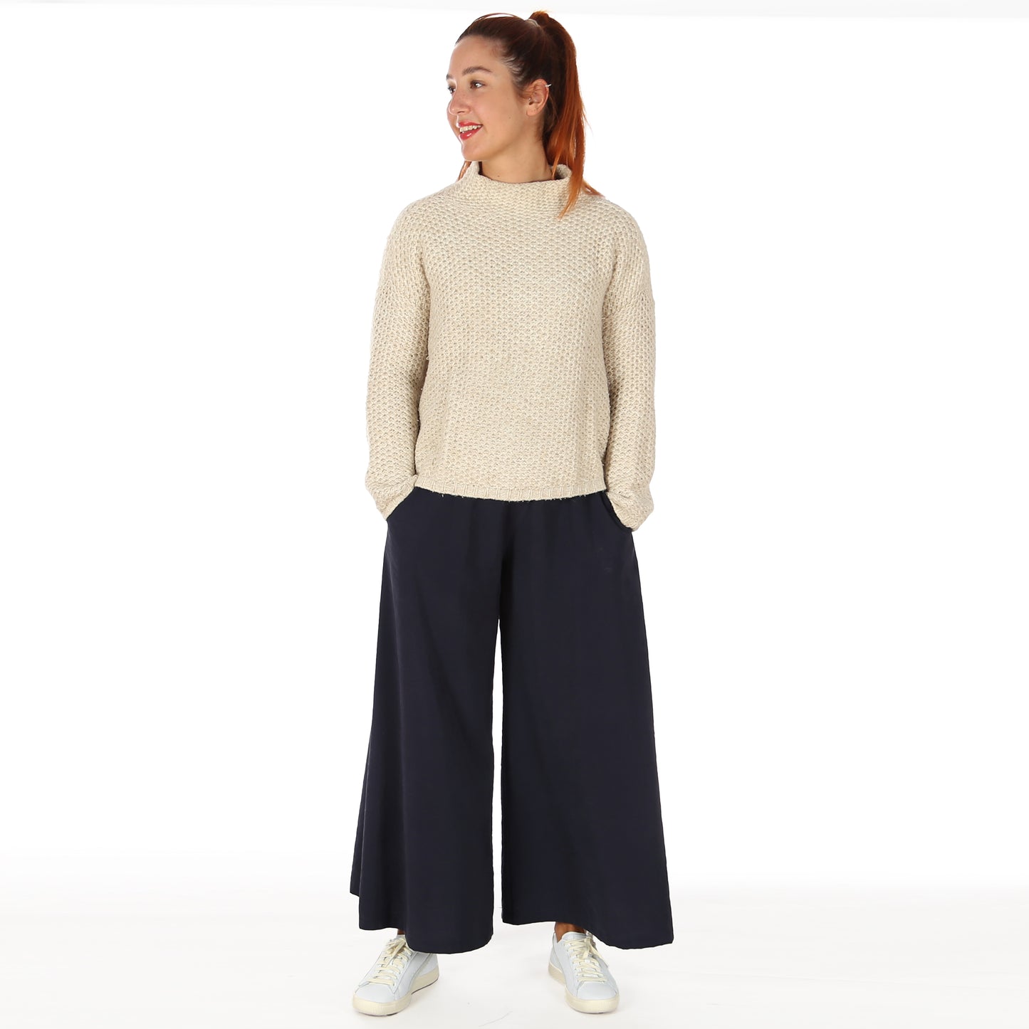 STUDIO SCHNITTREIF FRAU ORLA weite Hose Damen