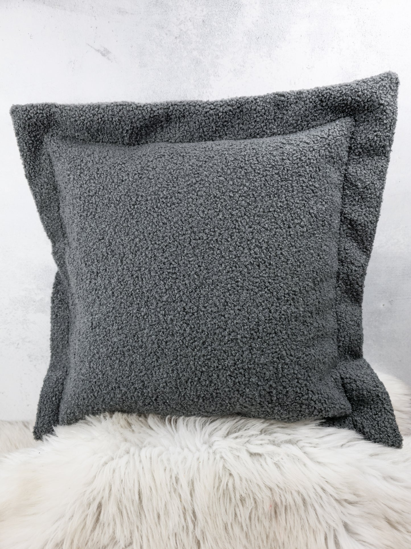 Dekostoff Boucle Kodiak dunkelgrau