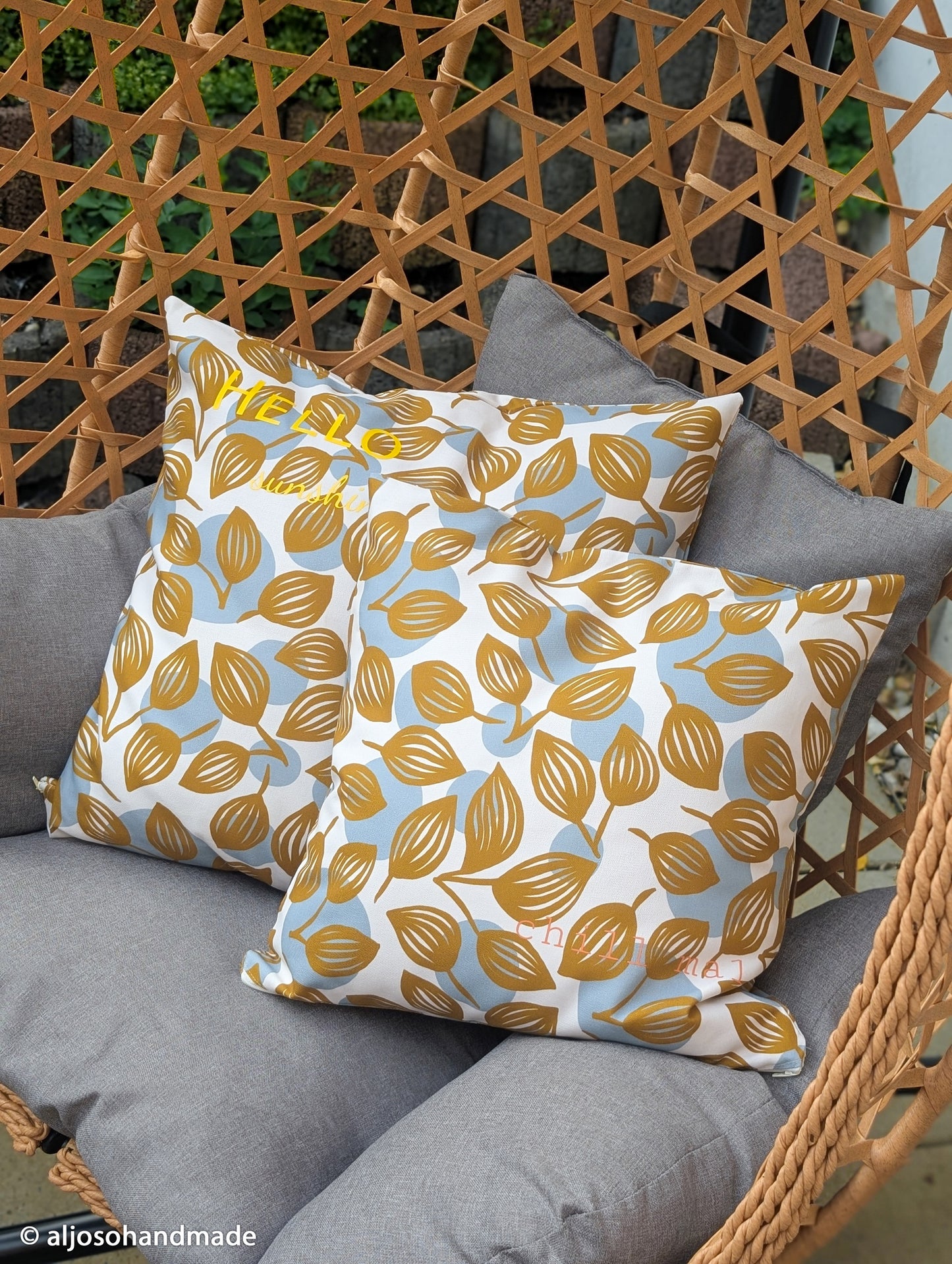 Canvas Dots and Leaves by Emjo Design ocker natur