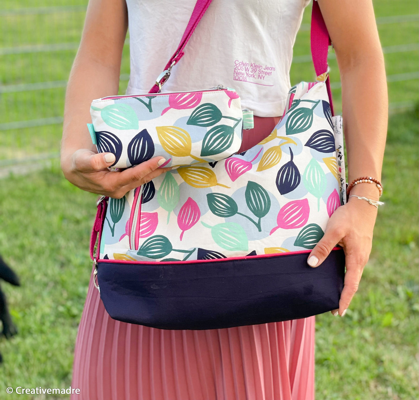 Canvas Dots and Leaves by Emjo Design bunt natur