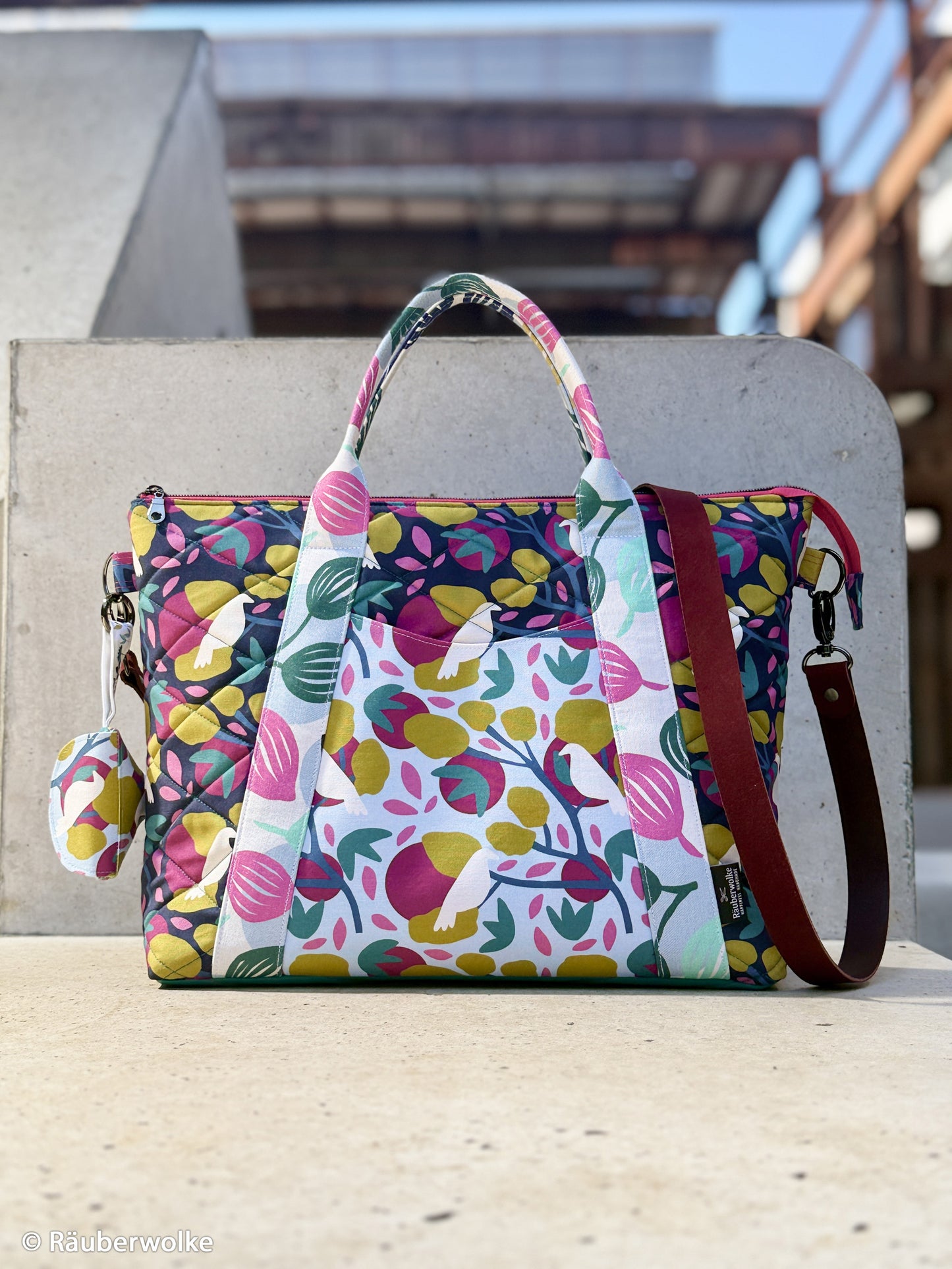 Canvas Birds and Trees by Emjo Design hellblau